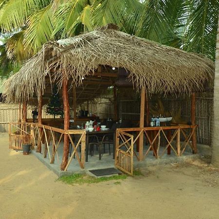 The Araliya Retreat Bed & Breakfast Калпития Екстериор снимка