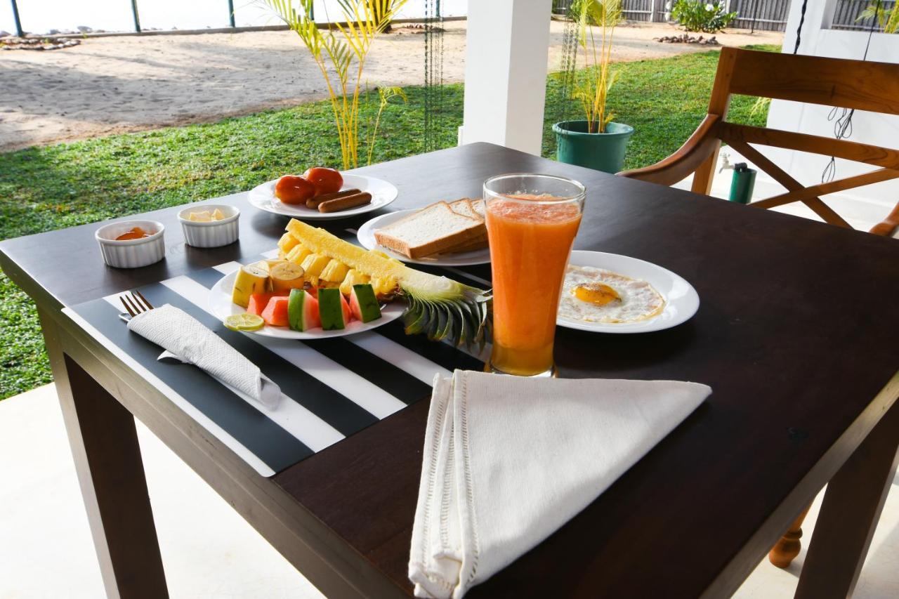 The Araliya Retreat Bed & Breakfast Калпития Екстериор снимка