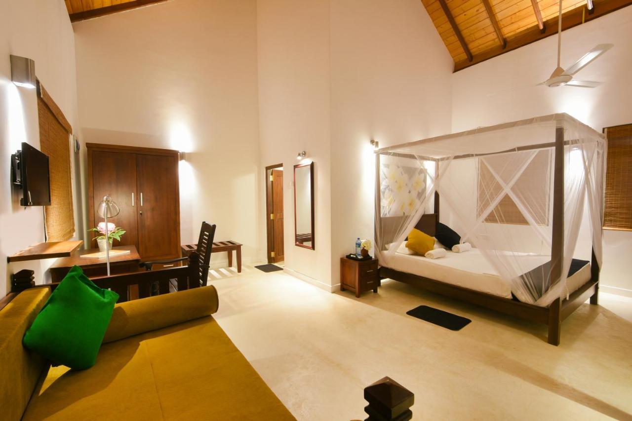 The Araliya Retreat Bed & Breakfast Калпития Екстериор снимка